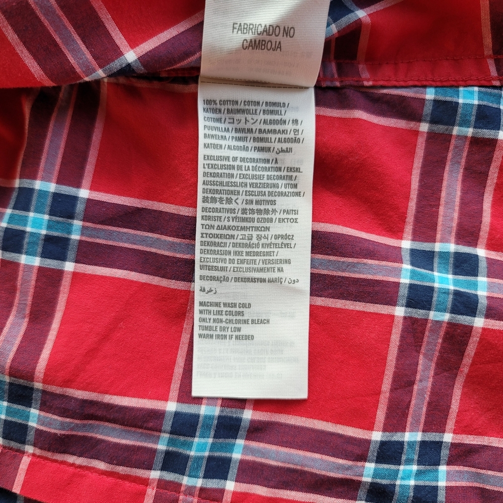 Hollister Plaid Button-up Shirt - size S - Picture 10 of 10